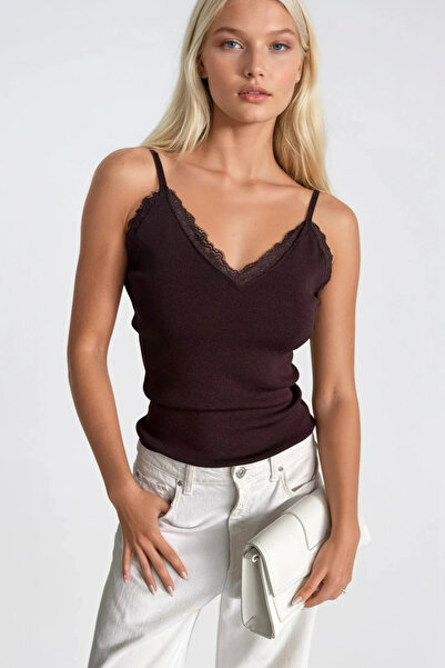 Asfaha Fashion Women's V-Neck Lace Detailed Stretchy Strap Knitwear Blouse
