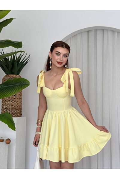 YURELİ Kalp Yaka Askılı Mini Elbise