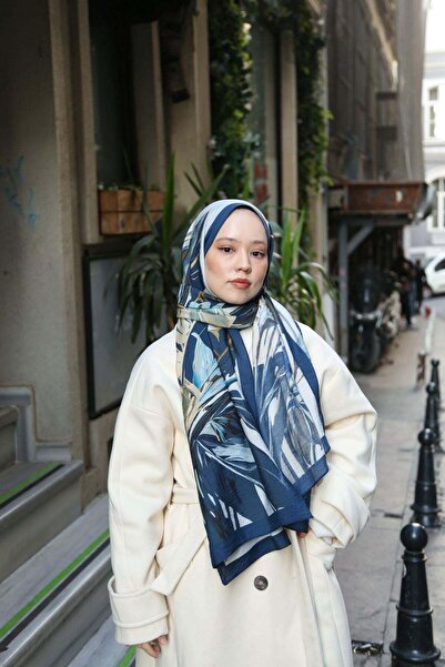 ENRİCO FERRİ Noa Floral Patterned Shawl - Indigo-Blue