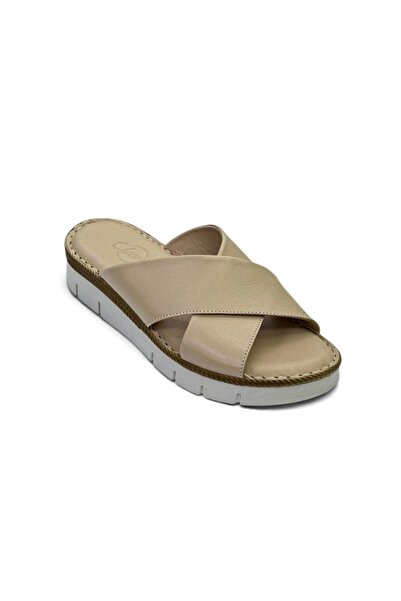 İYİSİNDEN SHOES نعال نسائية من الجلد الطبيعي مبطنة من الداخل ومخيطة يدويًا، ن...