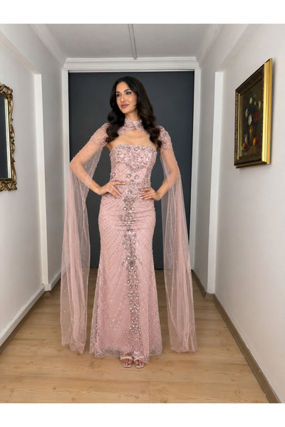 gökkuşagı moda Pudra Straplez Pelerinli İnci Detaylı Sırtı Bağlamalı Uzun Abi...
