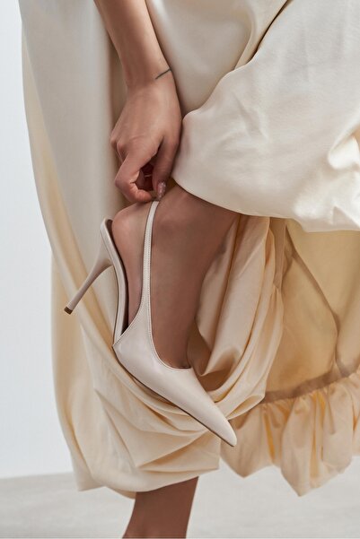 NİŞANTAŞI SHOES Gloria Beige Patent Leather Belt Detail Pointed Toe Women's H...