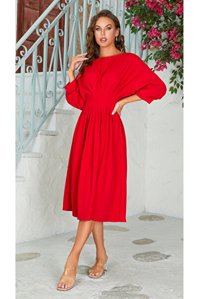 Independent Red Midi Dress with an Elegant Flowing Cut