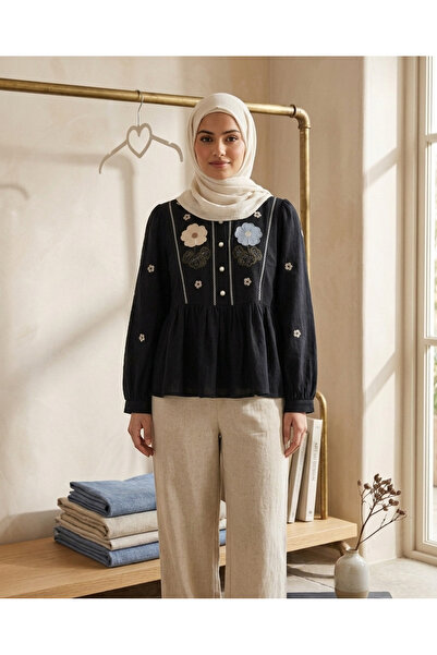 LAYARA COUTURE Floral Applique Linen Top.Emroided ,Modest,Free Size,Loose Fit
