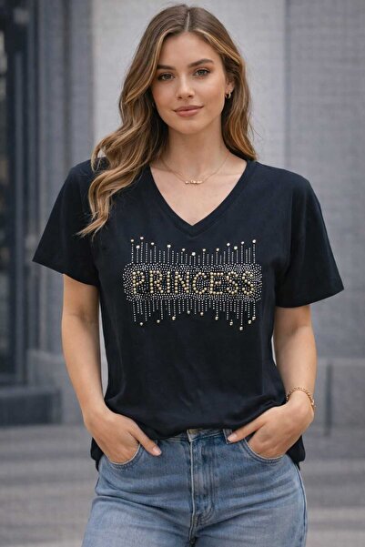 LOVE TAŞLI V YAKA T-SHIRT