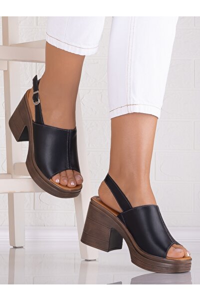 ANGEL BLUE Women's black leather Nedesa heeled sandals, size 40