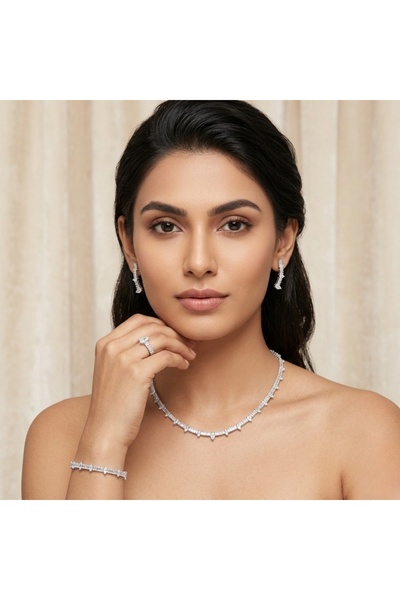 ILAN Luxury Zircon Diamond Alternative 4-Piece Bridal Jewelry Set - Flowing W...