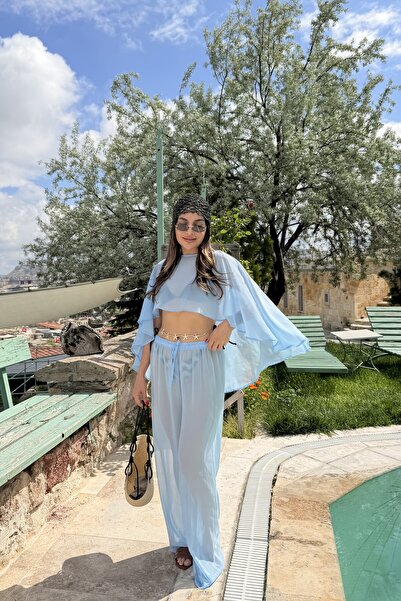 Gizem Ecemiş Jennifer Mavi Pelerinli Şifon Takım