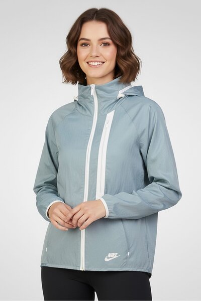 Nike Women Sportswear Fit Long Sleeve Outdoor Jacket, Grey