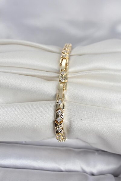ForWhat Elegant Style Women's Bracelet with Golden Brass Zircon for Wrists