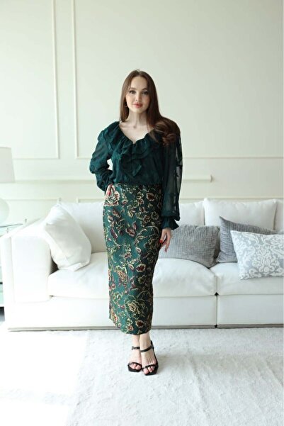 it's Mine Taffeta Skirt with Floral Motif -