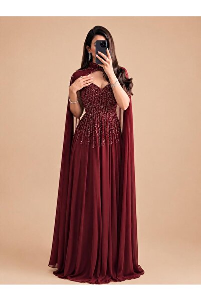 Mar style Rinad Dress with Luxurious Embroidery and Royal Shawl