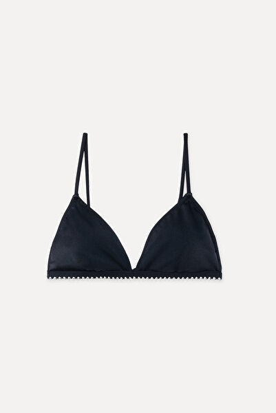 Mudo Kadın Siyah Nakışlı Üçgen Bikini Üstü