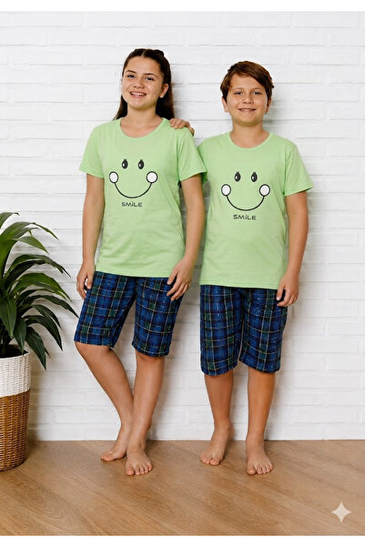 Serena Children's pajamas with short sleeves and 3/4 pants - light green color