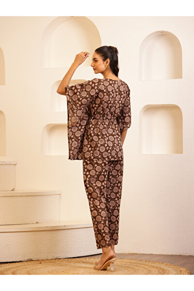 Sanskrutihomes By Styli Brown Floral Drawstring Cotton Top and Pyjama Set