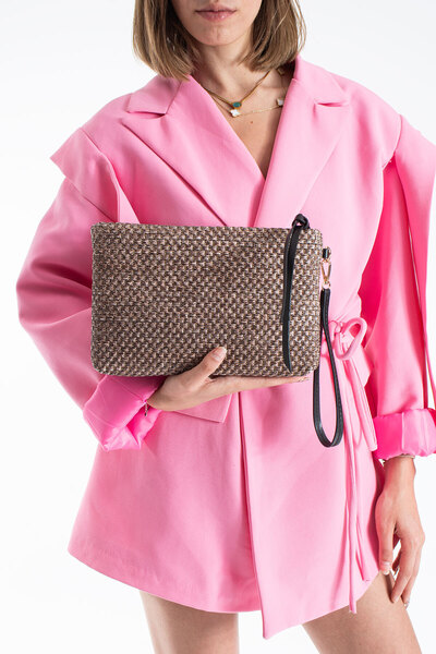 DEV 3 ADAM Καφέ ψάθινη γυναικεία τσάντα clutch - Μοντέρνο σχέδιο με υφή, κομψ...