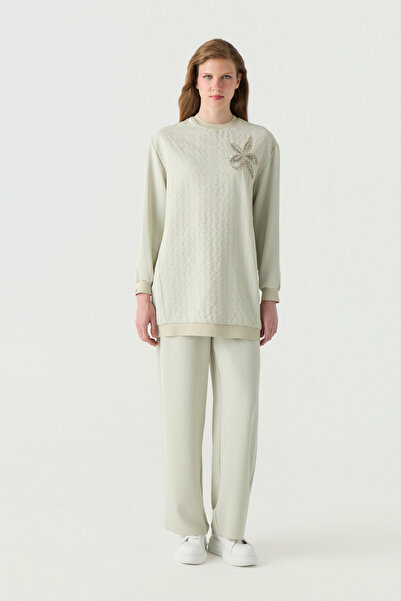 Zühre Comfortable Mint Suit with Embossed Texture and Appliques 1809