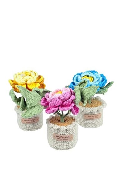 Generic Hand-knitted flowers – an unfading touch of beauty