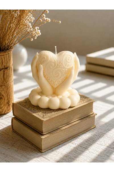 Deluxe Studio Candle Lumânare de lux în formă de inimă din ceară de soia