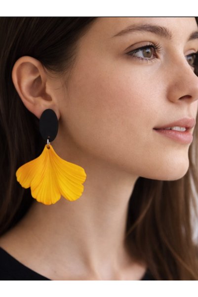 Fullment Leaf Dangle Earrings Black - Yellow Ginkgo Biloba Design Women's Earrings