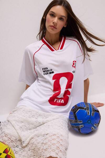 DeFacto World Cup Fifa Oversize V-Neck Printed Short Sleeve T-Shirt I1985Ax26Hs