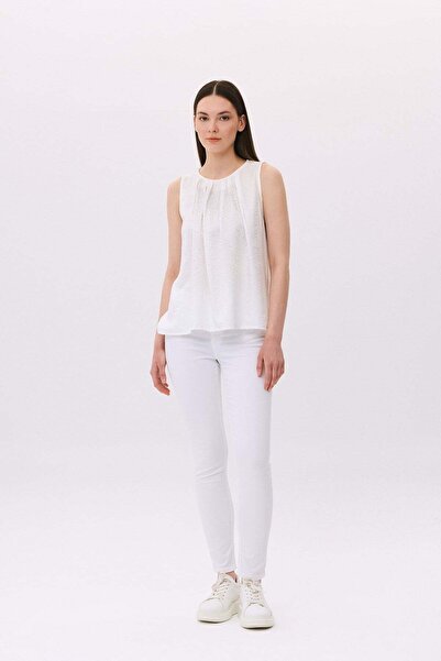 DAIDO Pleated undershirt with stone detail
