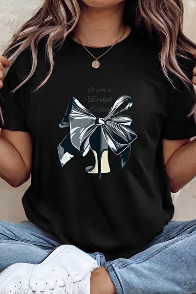 Sarah's Boutique Women's T-shirt – 100% cotton – Limited Edition