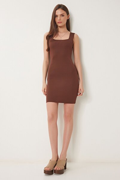 Hiccup Rochie mini bodycon cu nervuri și guler pătrat ISTANBUL