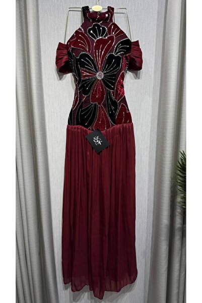 Jood Embroidered High-Neck Dress with Luxurious Floral Details