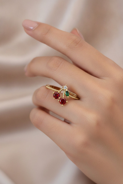 Butik Ayarlamalı Gold Renk Metal Renkli Zirkon Taşlı Kiraz Yüzük