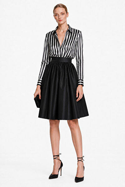 UNTIMELY High Waist & Full Circle Opening Short Black Skirt