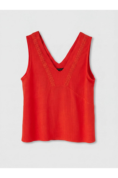 LC Waikiki Red V-Neck Lace Detailed Blouse