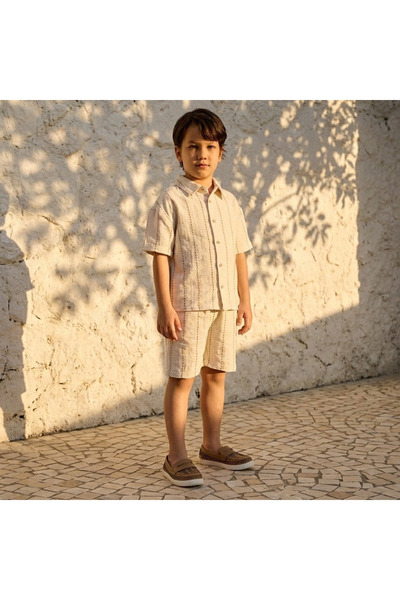 Juniors طقم قميص قصير الأكمام بياقة وشورت مع جيوب