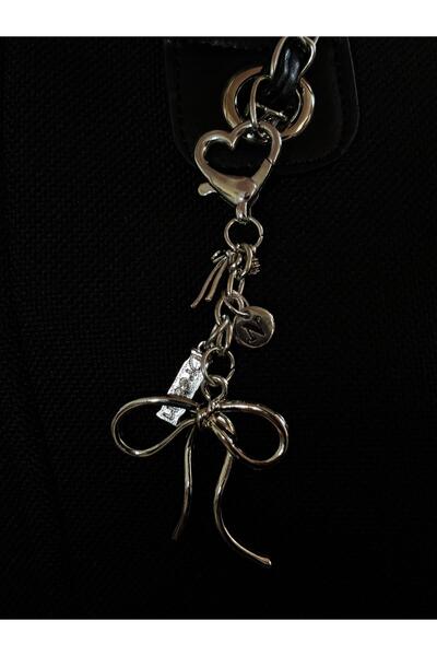 bijoux uniques Ribbon Letter Keychain & Bag Charm