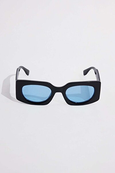 Tudors Women's Black Thick Frame Sunglasses