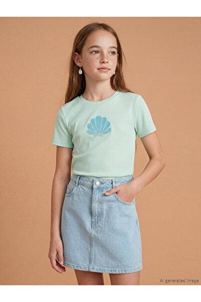 LC Waikiki Esvab • Modern & Distinctive Zero Roba Collar Embroidered Girls' T...