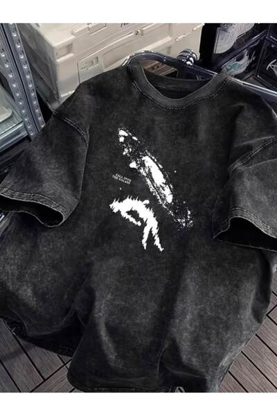 bellanova "Black Oversized T-Shirt with Wear – Street Fashion"