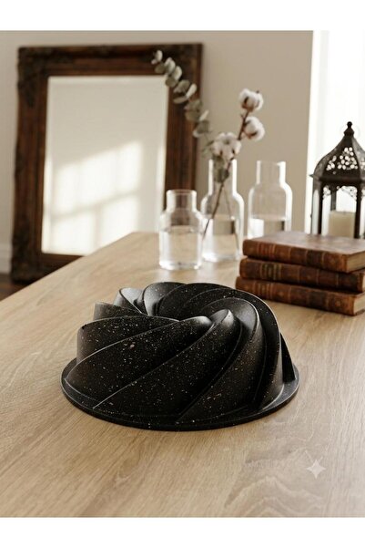 Enza Dora 26 cm Wind Rose Black Cast Iron Cake Mold