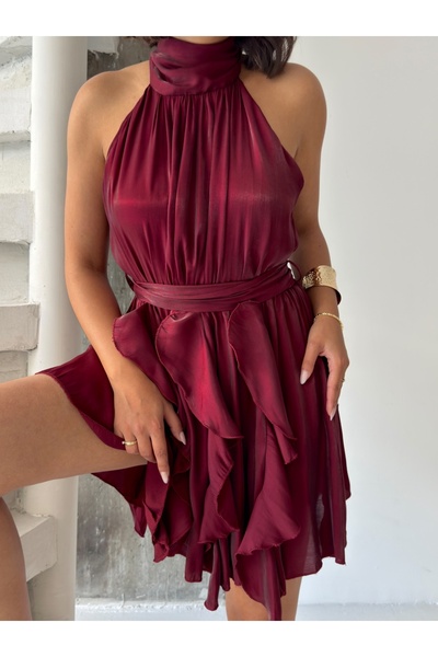 ADAMODA.RO Rochie elegantă scurtă din satin cu pliuri