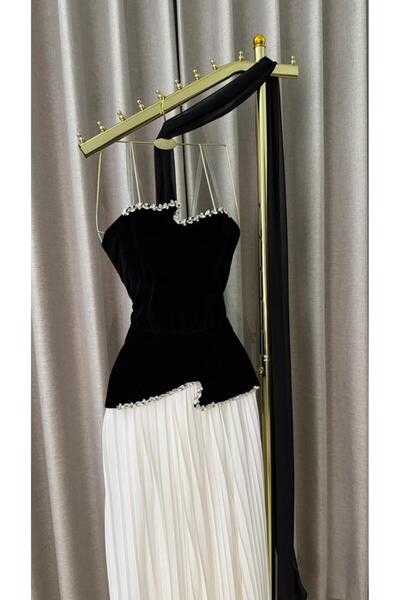 qmhafrst Soft elegant dress