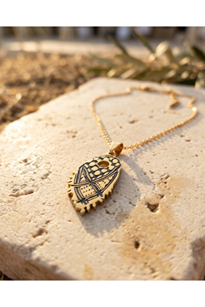 Zaytoon Palestinian Keffiyeh Patterned Gold Color Chain Strawberry Necklace J...