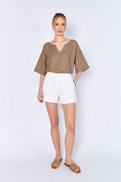 TENA Women's White Elastic Waist Tasseled Short Shorts