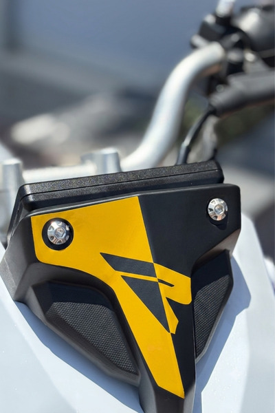 Banxtre Head Detail R Logo Sticker (1 Piece) for Rks Srk 125S Naked Model