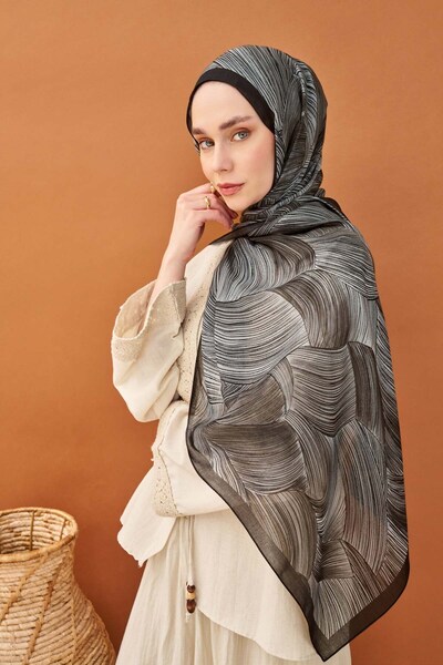 Silk Home Riva Shawl Tencel Flow Bitter Brown