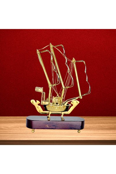Al Athar Arts Brass Decorative Ship with Wooden Base – Handcrafted Vintage Showpiece (H:10"W:7"Weight:700Gram)