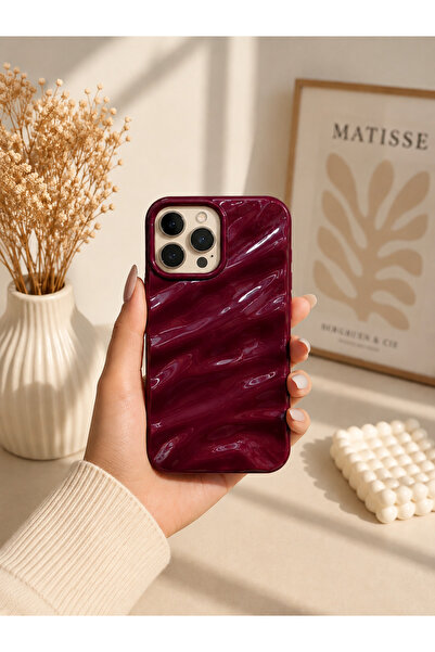FawCase iPhone 13 Pro Uyumlu Dalga Desenli Parlak Bordo Telefon Kılıfı