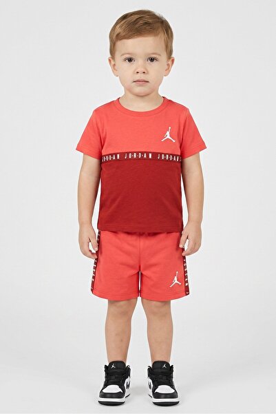 Nike Toddlers Boy 2 Pieces Brand Logo Top And Shorts Set, Red