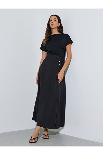 Styli Black Pearl Detail A-Line Maxi Skirt