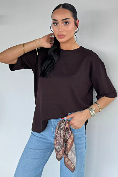 Aryena Dark Brown Rose Patterned Sleeve Folded Slit T-Shirt