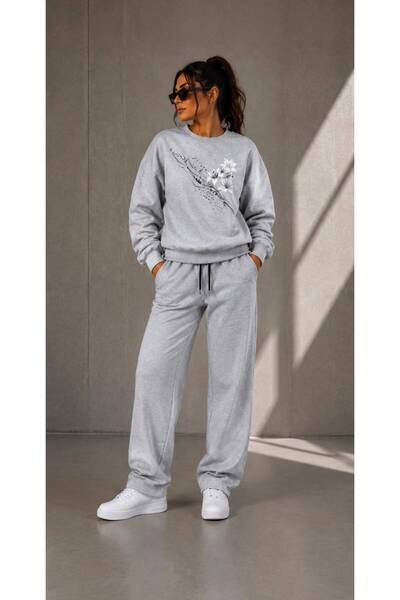 TREND EMMODA Women's Floral Printed Oversize Sweatshirt and Regular Sweatpant...